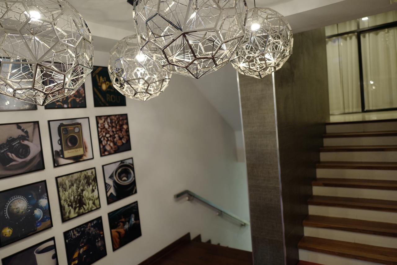 At Sakon Hotel Саконнакхон Экстерьер фото