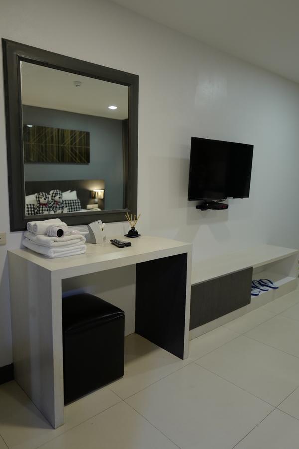At Sakon Hotel Саконнакхон Экстерьер фото